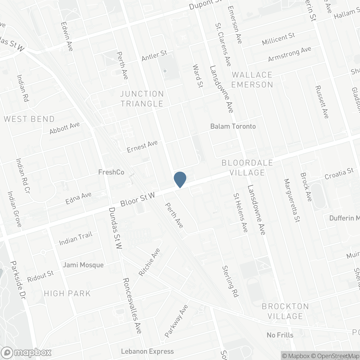 4 - 39 DEKOVEN MEWS, Toronto, Ontario M6P 4H5